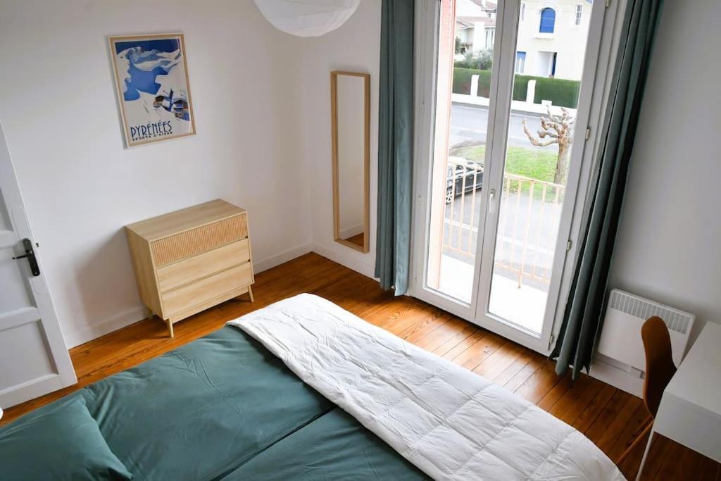 Vue Pyreneenne Elegante Avec 2 Chambres Tarbes Bagian luar foto